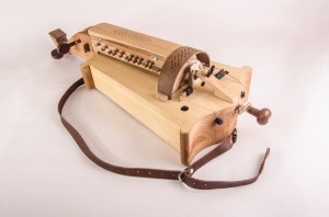 renaissance-hurdy-gurdy-07  